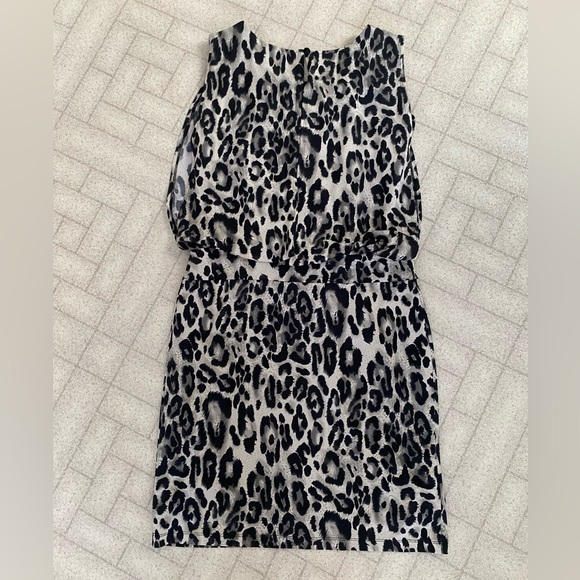 Dress Barn sophisticated leopard print dress - Picture 5 of 6